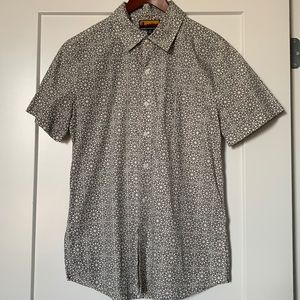 Men’s Brooklyn Industries short sleeve shirt . Sized Medium.
